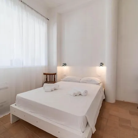 Casa Tharros *