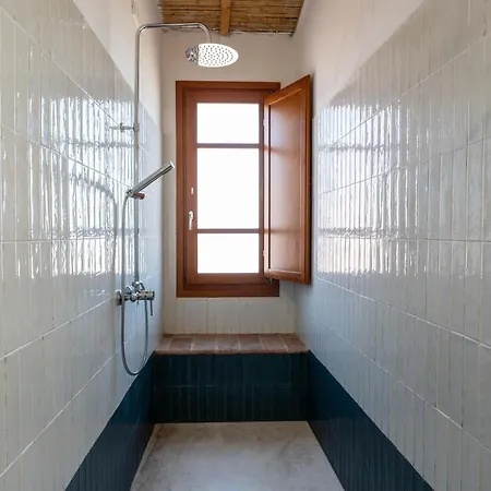 Casa Tharros *