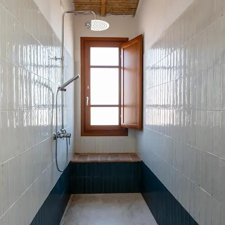 Casa Tharros *